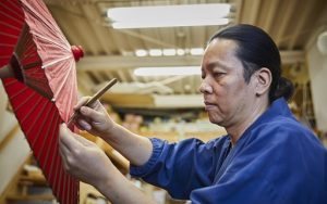 老舗和傘店を老舗ベンチャーに。世界に日本の伝統を広める和傘職人