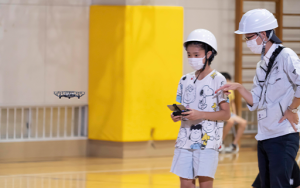 ドローンを使って楽しみながら学ぶ防災教室を江東区の小学校で開催！